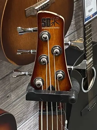 Ibanez Fretless Bass - 5 String 2